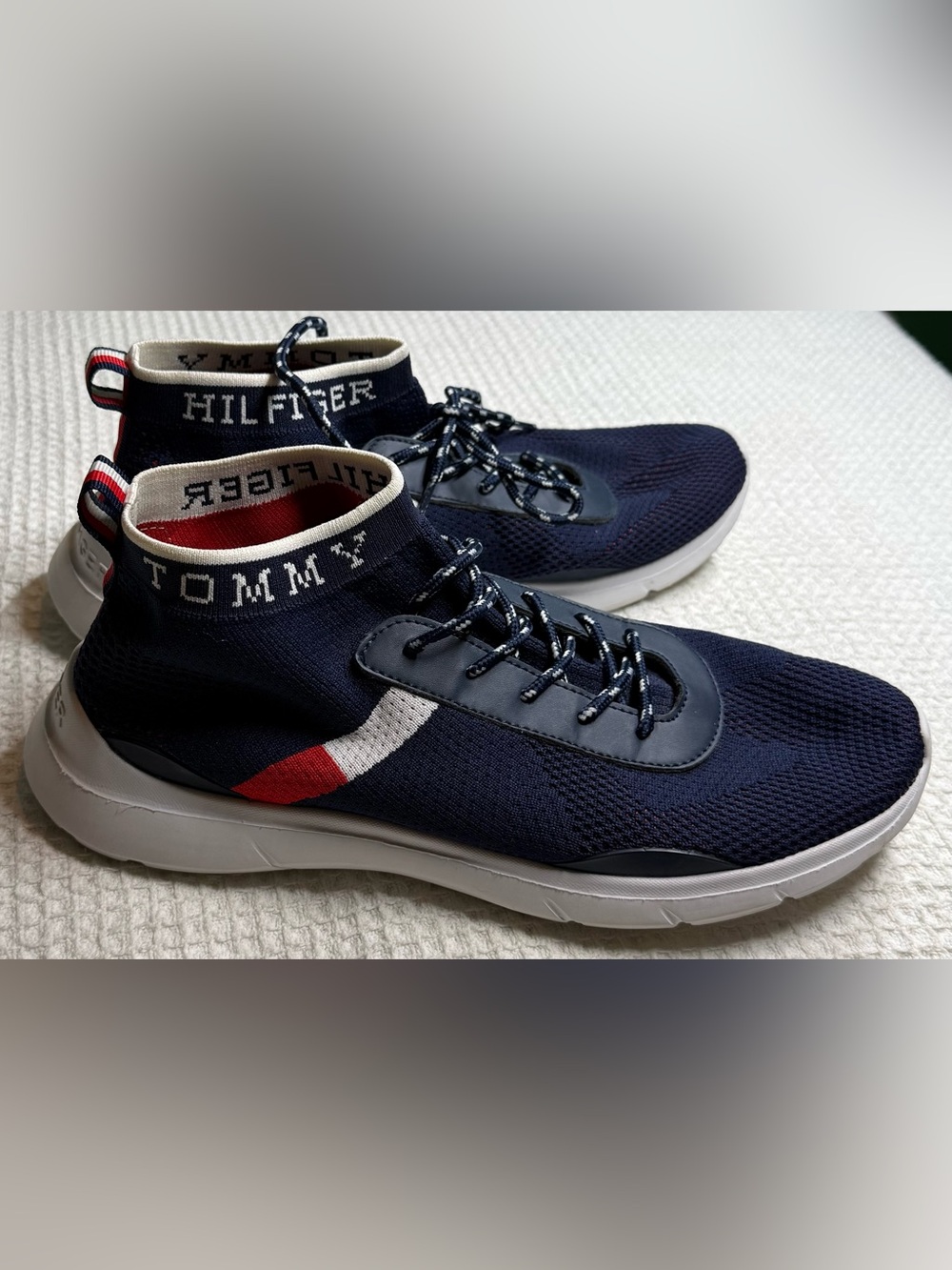 Tommy Hilfiger Cabello Navy Knit Sock Sneakers with Red & White Accent Men’s 10.
